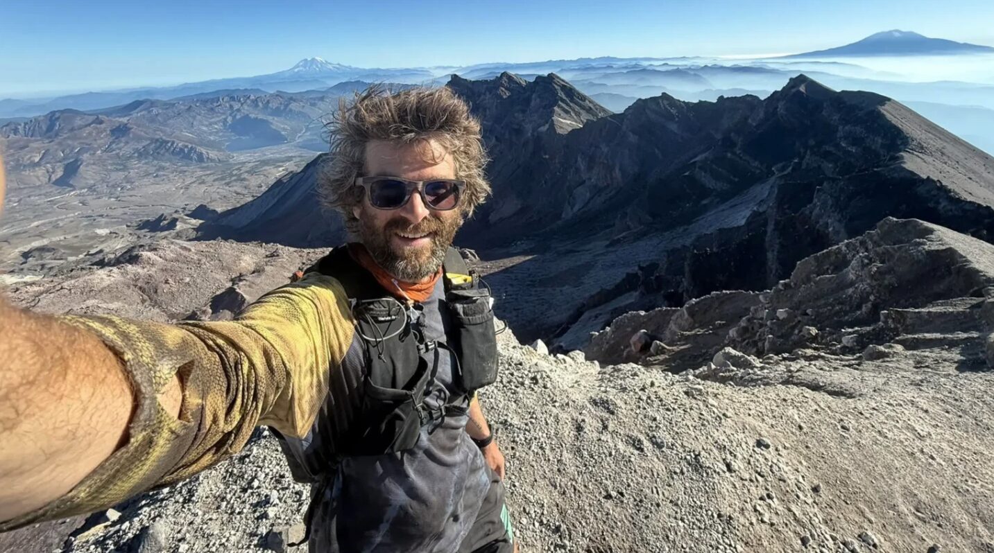 Nick Fowler take a selfie on the Pacific Crest Trail. Photo: Nick Fowler