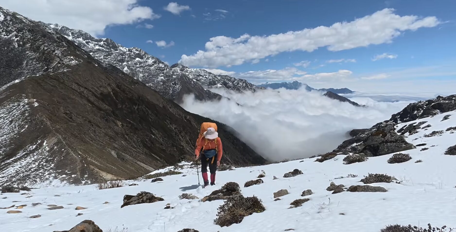 Xiao Zhu hiking in snow