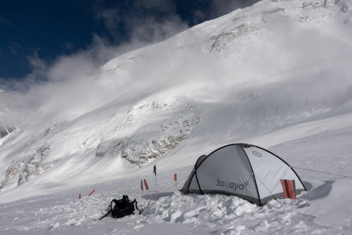 A tent on a wide col . 